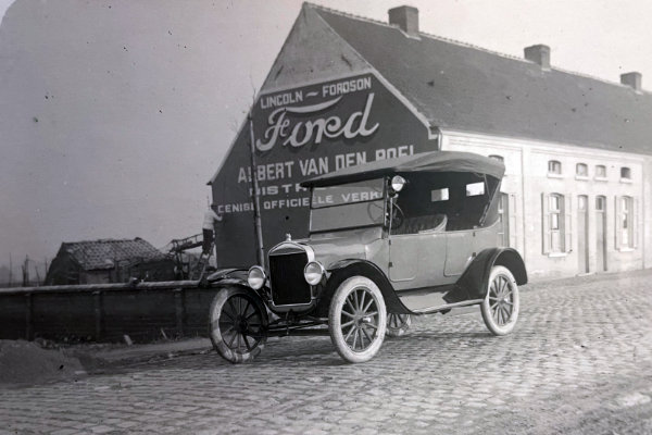 old-timers-garage-van-den-poel