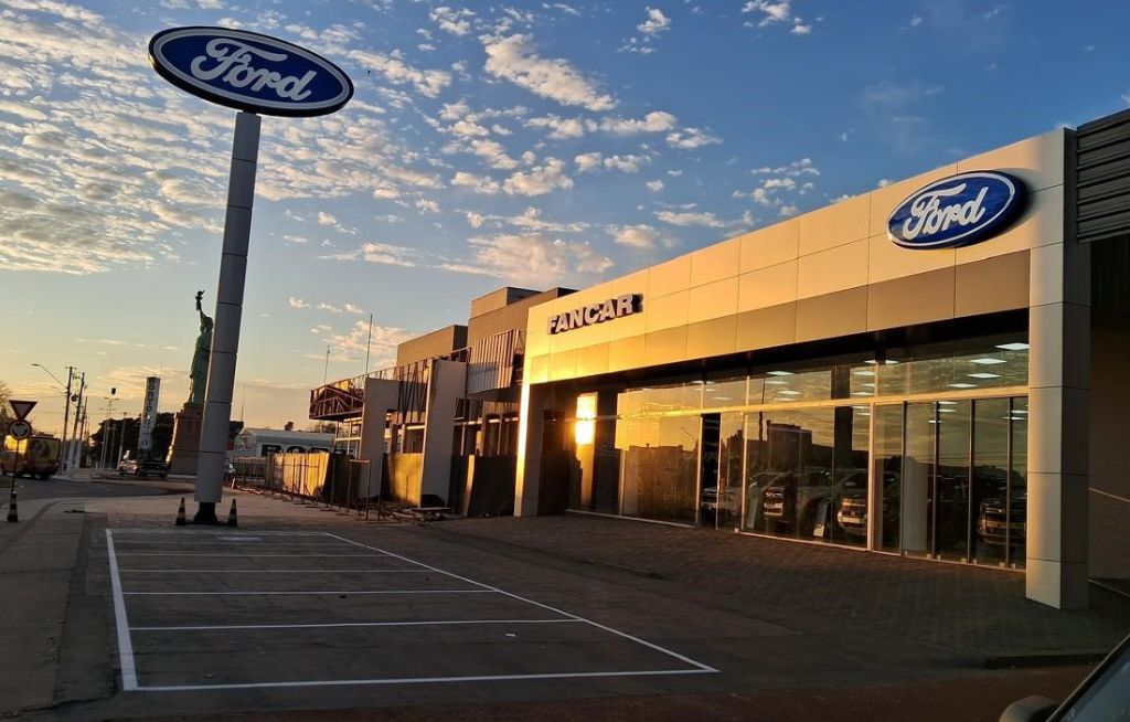 Fachada Ford Fancar em Toledo