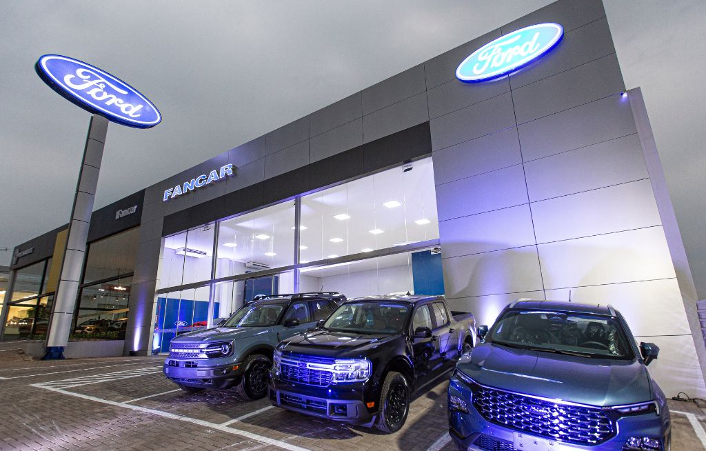 Fachada Ford Fancar em Umuarama