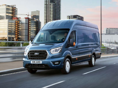 Ford Transit su strada