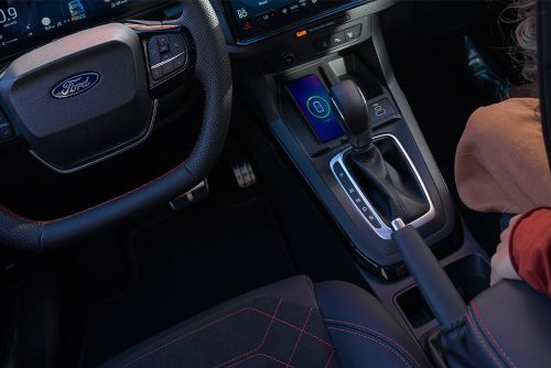 Volant, siège et boîte de vitesses Ford Puma