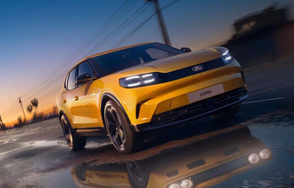 Ford capri kørende på vej