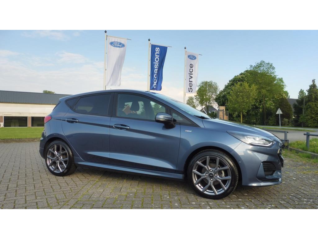 ONE N' ONLY Fiesta　×４ Ford Fiesta Facelift 100pk EcoBoost ST-Line X Navi Camera