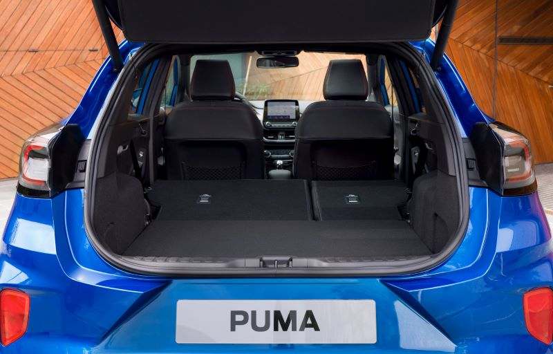 Ford Puma - God plass