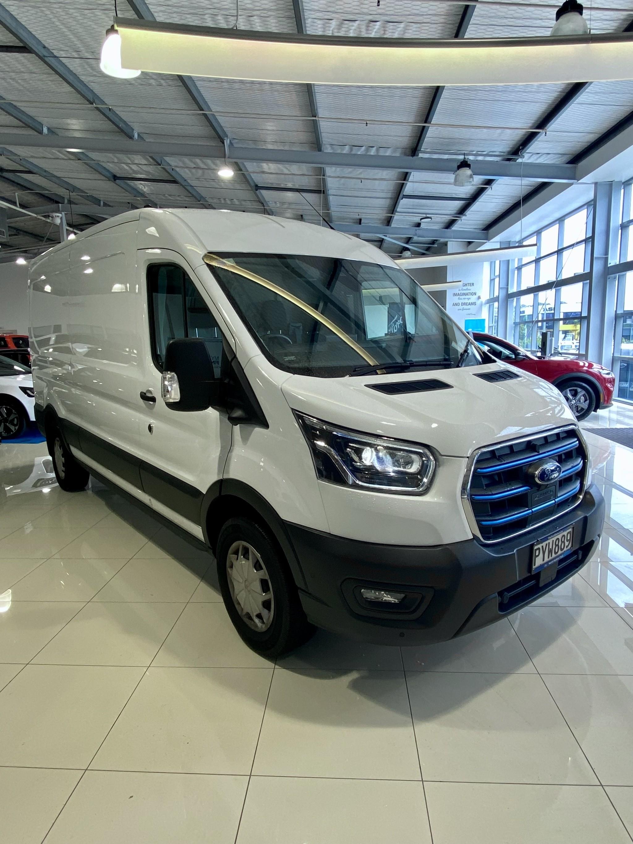Ford Transit E-Transit Van CARGO, 420L, BEV, AUTO, RWD Used Cars