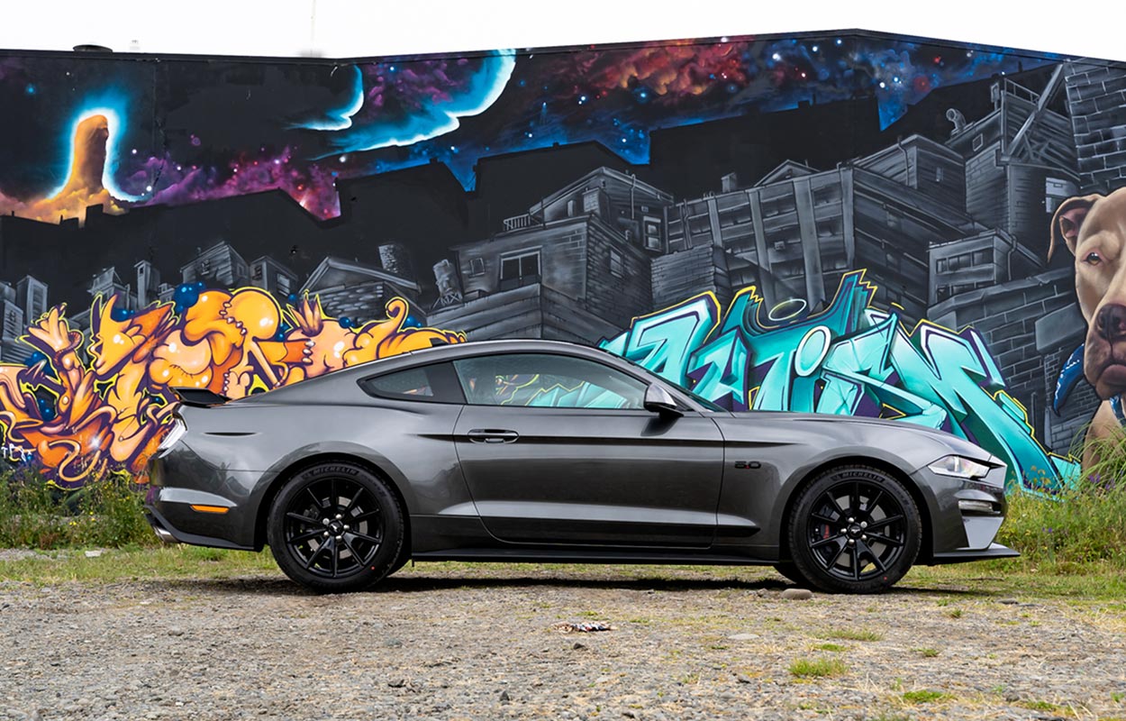 Team Hutchinson Ford - NZ's Ford Mustang Specialists