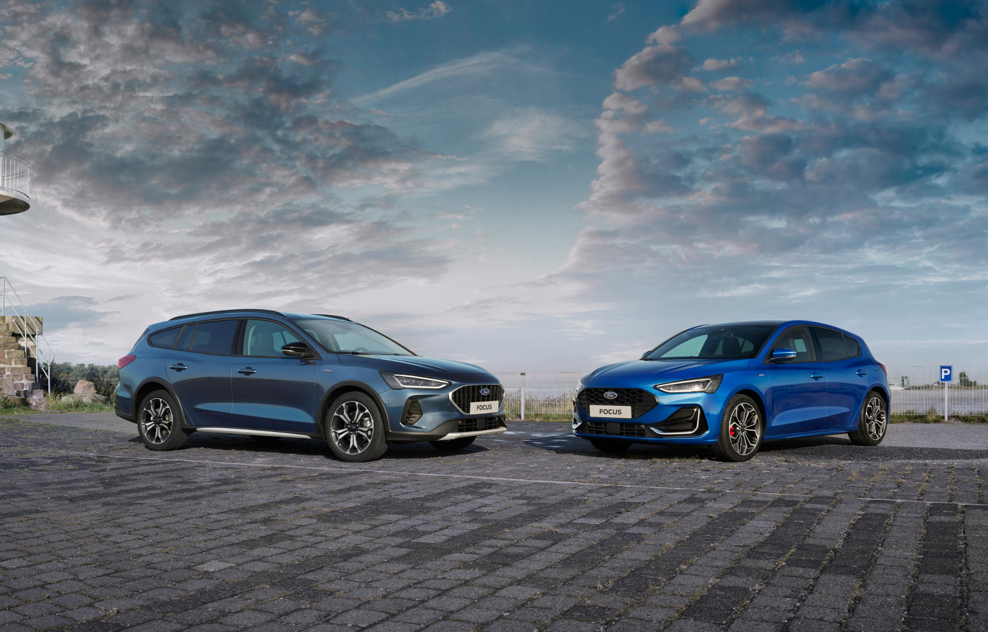 Ford Focus w wersji Titanium X 5d z napędem Ecoboost Hybrid
