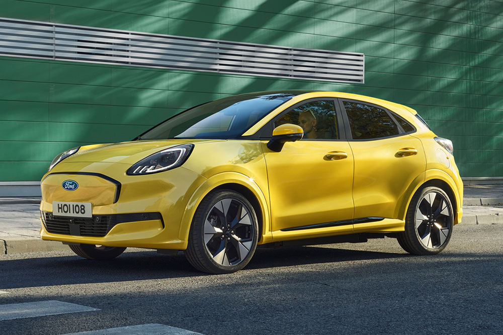 Żółty Ford Puma Gen-E